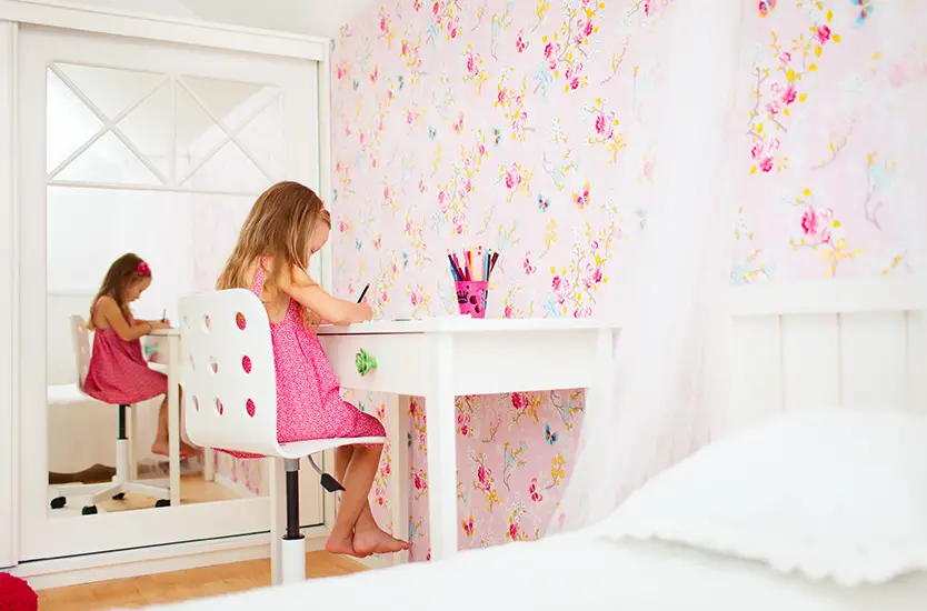 How To Decorate A Small Bedroom For Your Kids