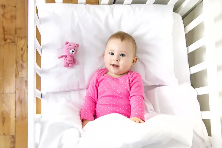 How Long Can My Baby Use a Portable Crib? Nursery & Kid’s Room Décor